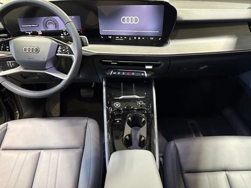 New 2026 Audi Q3 quattro 2.0T AWD/4WD image 26