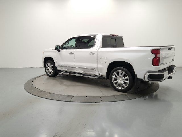Used 2024 Chevrolet Silverado 1500 High Country w/ High Country Premium Package AWD/4WD image 5
