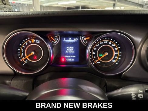 Used 2022 Jeep Wrangler Sport AWD/4WD image 7