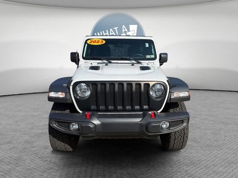 Used 2023 Jeep Wrangler Unlimited Rubicon w/ Cold Weather Group AWD/4WD image 9