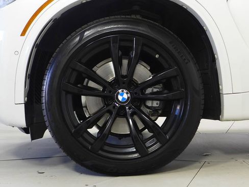 Used 2018 BMW X5 xDrive40e image 5