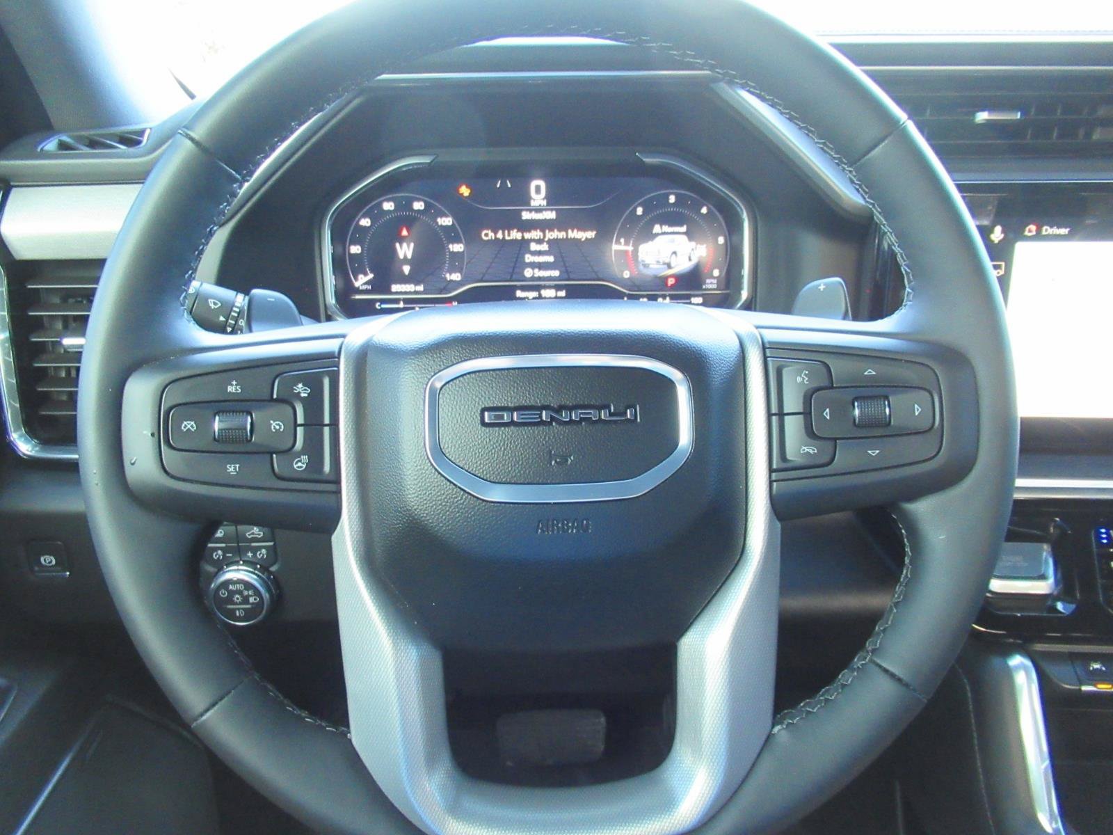 Used 2025 GMC Sierra 1500 Denali w/ Denali Reserve Package AWD/4WD image 27