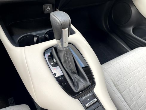 Used 2024 Honda HR-V LX image 18