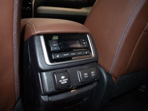 Used 2022 Subaru Ascent Touring w/ Popular Package #2A image 25
