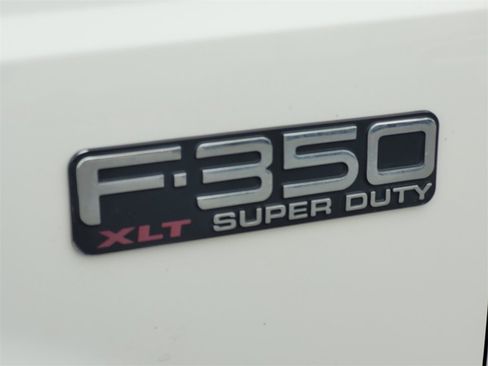 Used 2001 Ford F350 XLT image 15