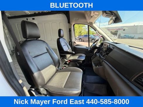 Used 2025 Ford Transit 250 148 Medium Roof RWD image 23