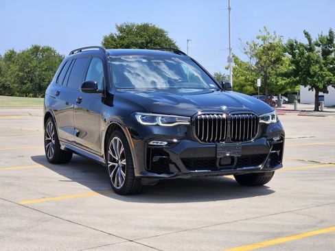 Used 2022 BMW X7 M50i AWD/4WD image 2