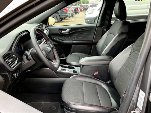 Used 2023 Ford Escape ST-Line w/ Tech Pack #1 image 8