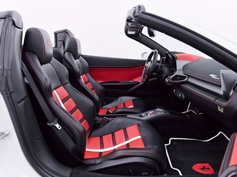 Used 2014 Ferrari 458 Spider RWD image 55