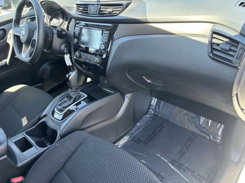 Used 2019 Nissan Rogue Sport S w/ Appearance Package image 12