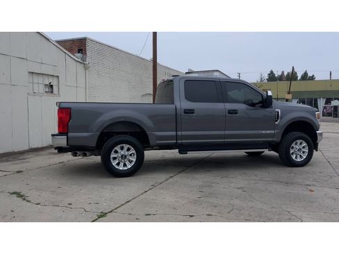 Used 2021 Ford F250 XL w/ STX Appearance Package image 3