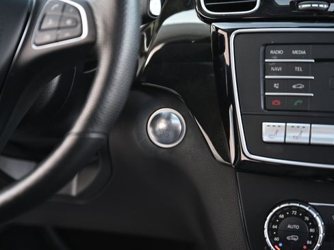 Used 2017 Mercedes-Benz GLS 550 4MATIC image 24