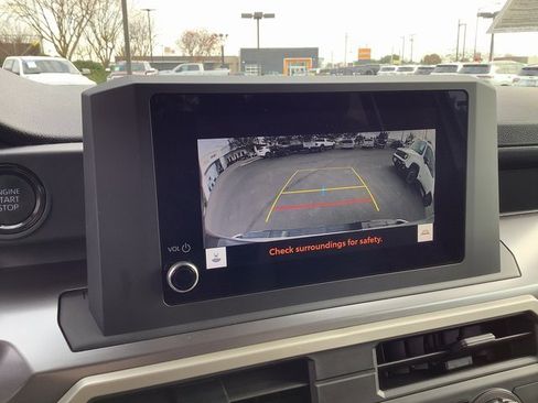 Used 2025 Toyota Tacoma SR5 image 19