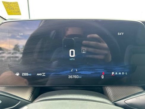 Used 2025 Chevrolet Equinox LT w/ Convenience Package II AWD/4WD image 20