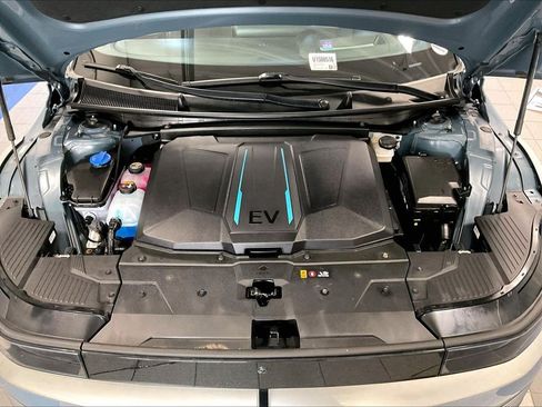 Used 2023 Hyundai Ioniq 5 Limited AWD/4WD image 31