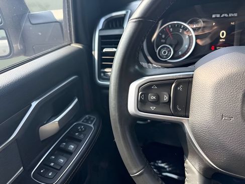 Used 2023 RAM 2500 Big Horn w/ Night Edition AWD/4WD image 15