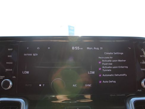 Used 2023 Kia Sorento SX FWD image 56