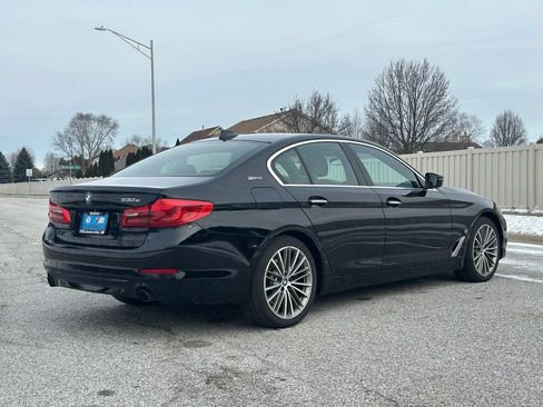 Used 2018 BMW 530e xDrive image 9