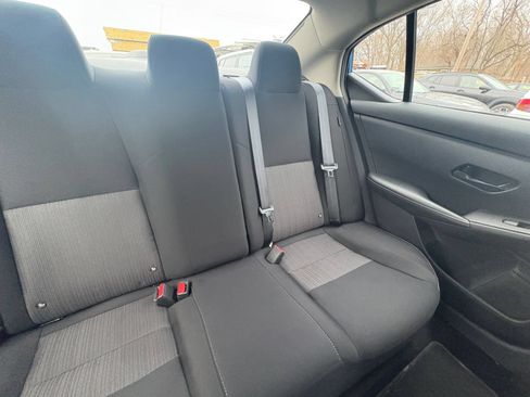 Used 2025 Nissan Sentra SV FWD image 28