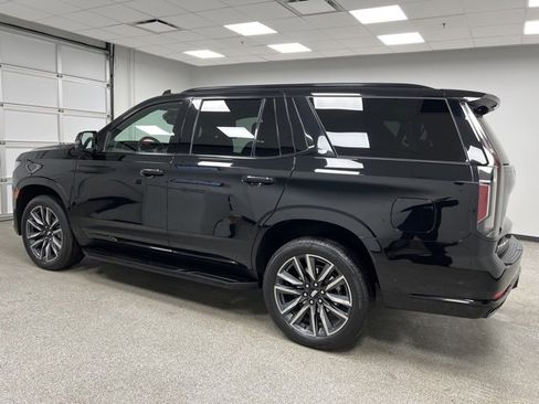 Used 2023 Cadillac Escalade Sport image 7