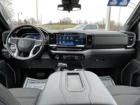 Certified 2022 Chevrolet Silverado 1500 RST image 4