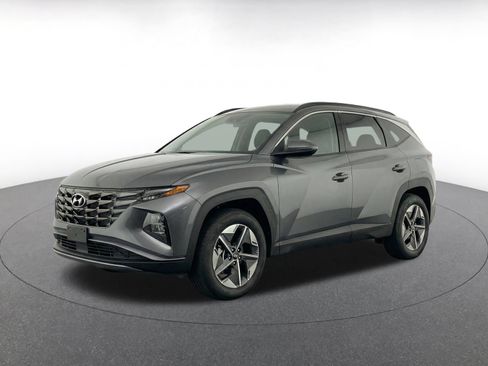 Used 2026 Hyundai Tucson SEL FWD image 3