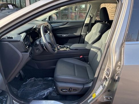 Used 2022 Lexus NX 350h AWD image 3