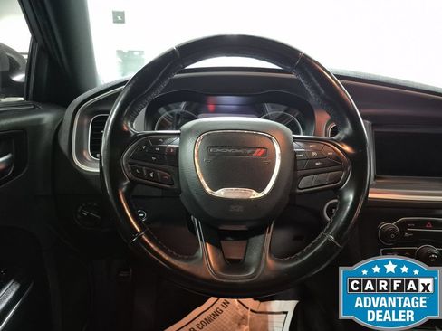 Used 2022 Dodge Charger SXT RWD image 38