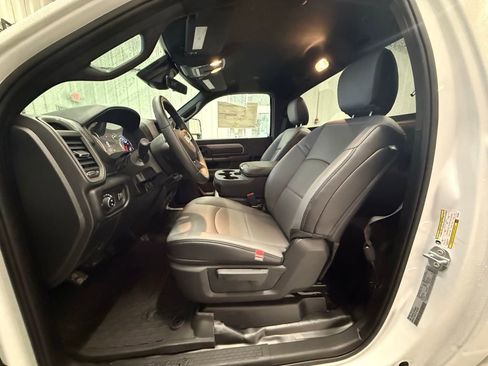 New 2026 RAM 2500 Tradesman w/ Chrome Appearance Group AWD/4WD image 17