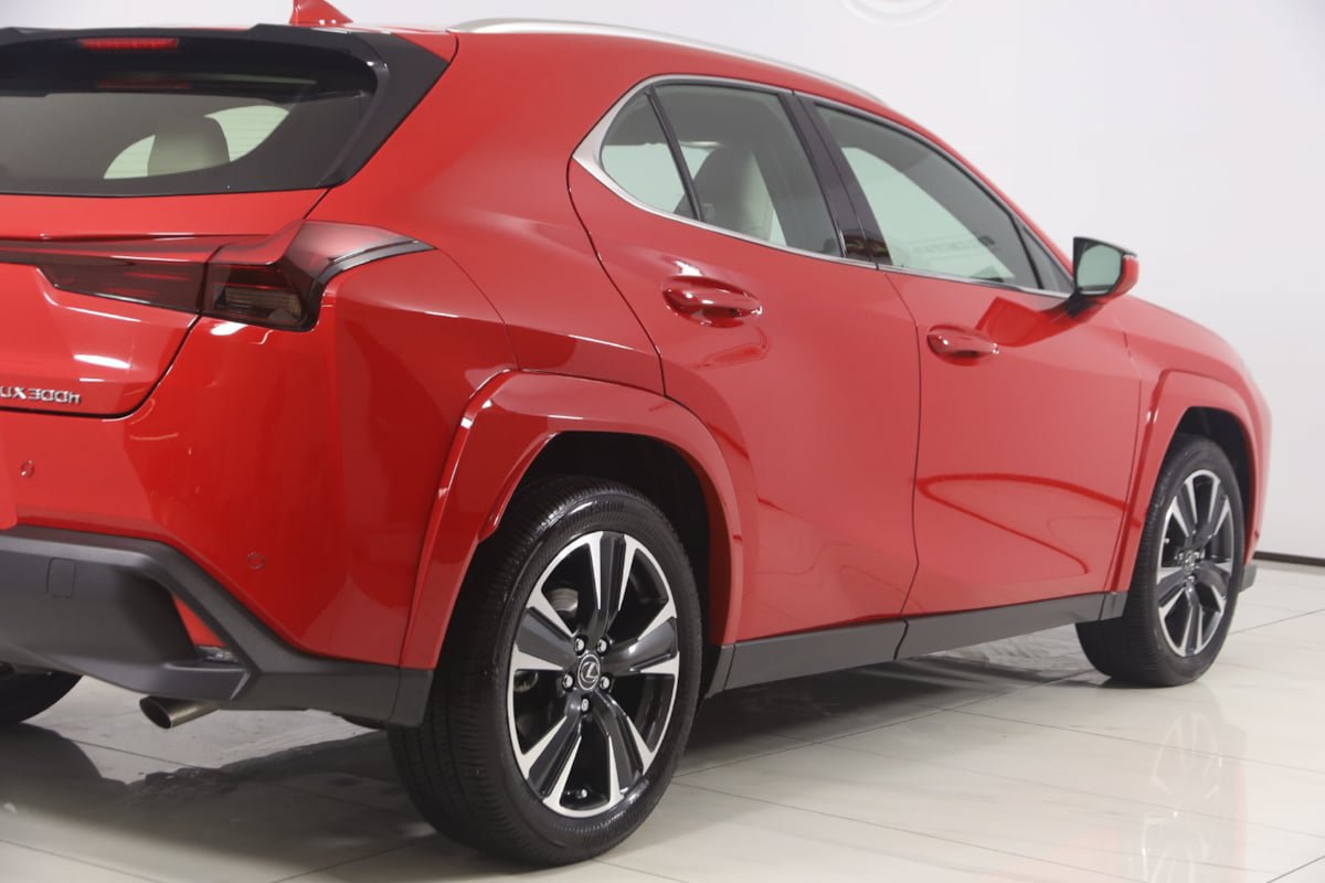Used 2025 Lexus UX 300h FWD w/ Accessory Package (Z1) image 37