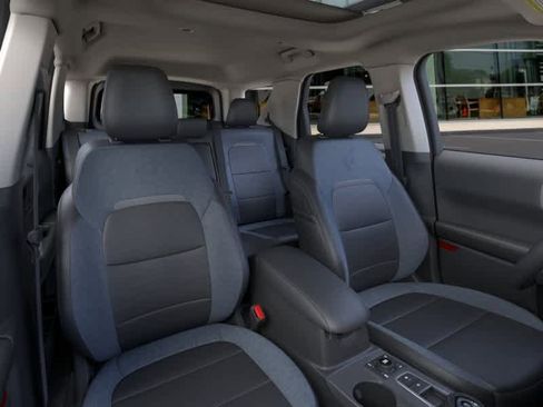 New 2025 Ford Bronco Sport Outer Banks w/ Sasquatch Outer Banks Package AWD/4WD image 10