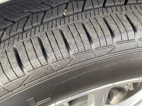 Certified 2023 Buick Enclave Premium w/ Experience Buick Package image 25