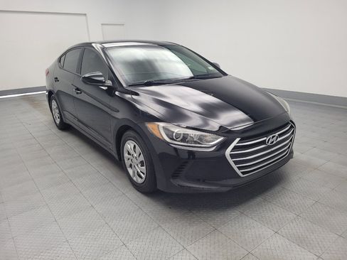Used 2017 Hyundai Elantra SE FWD image 13
