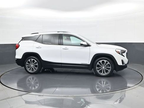 Used 2019 GMC Terrain SLT w/ Preferred Package FWD image 4
