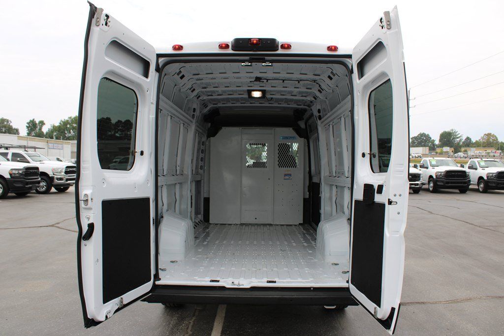 Used 2024 RAM ProMaster 3500 w/ Quick Order Package 22G SLT FWD image 18