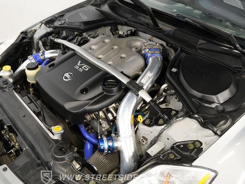 Used 2005 Nissan 350Z Coupe w/ (N93) Cargo Convenience Pkg image 33