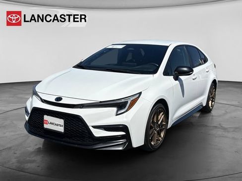 Certified 2024 Toyota Corolla SE FWD image 3