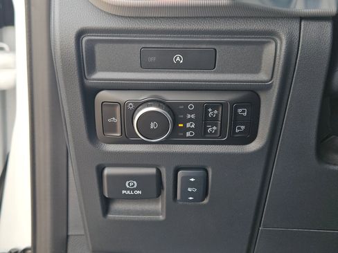 Certified 2025 Ford F150 Lariat w/ Equipment Group 502A High image 14