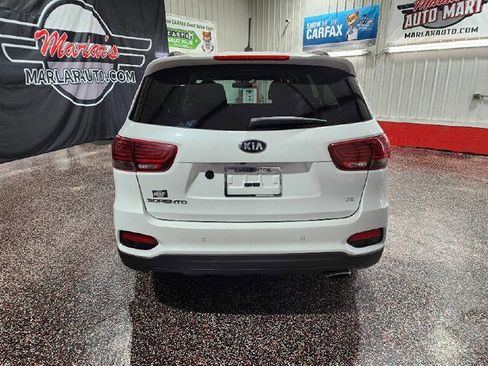 Used 2019 Kia Sorento S image 6