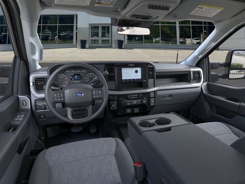 New 2025 Ford F350 XL w/ XL Chrome Package image 9