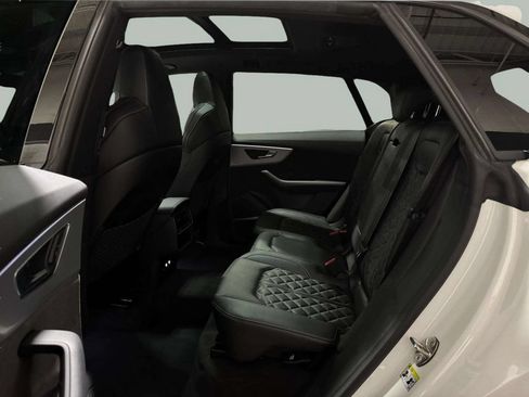 Used 2020 Audi SQ8 Premium Plus w/ Driver Assistance Package AWD/4WD image 24