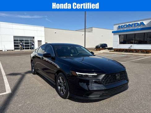 Certified 2023 Honda Accord EX image 2