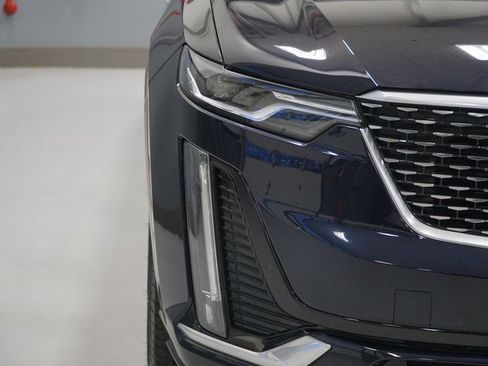 Used 2022 Cadillac XT6 Premium Luxury w/ Technology Package image 10