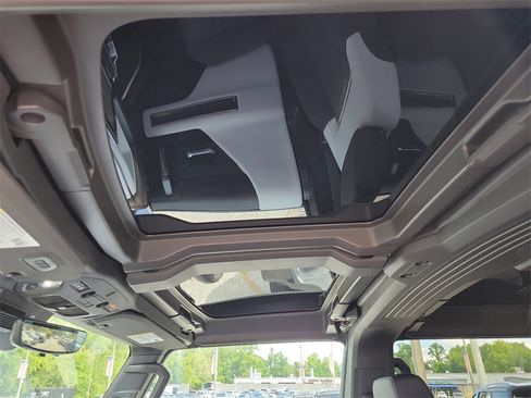 New 2025 GMC Hummer EV 2X image 29