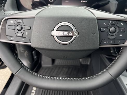 New 2026 Nissan Sentra SV w/ SV Convenience Package FWD image 9