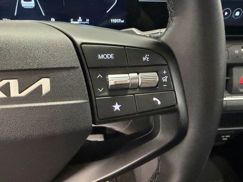 Used 2025 Kia K4 EX FWD image 15