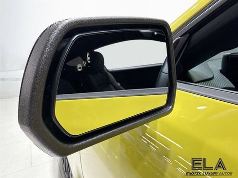 Used 2025 Ford Mustang Coupe RWD image 40