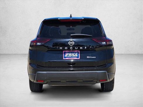 Used 2024 Nissan Rogue SV AWD/4WD image 6