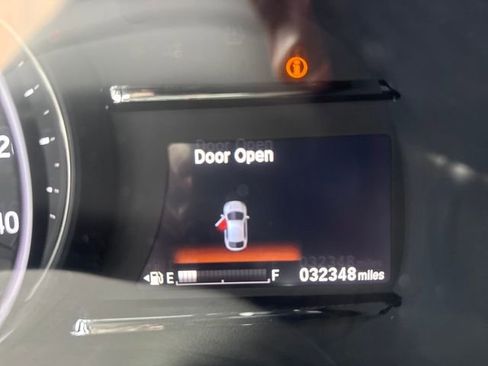 Used 2021 Honda HR-V EX-L image 13