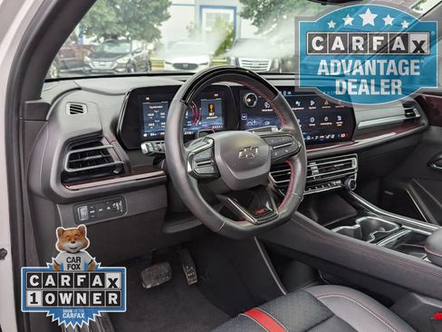 Used 2024 Chevrolet Traverse RS w/ LPO, Floor Liner Package AWD/4WD image 4